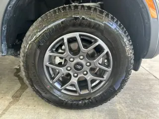 Ford Ranger 2025 4x4 XLT 4dr SuperCrew 5.0 ft. SB