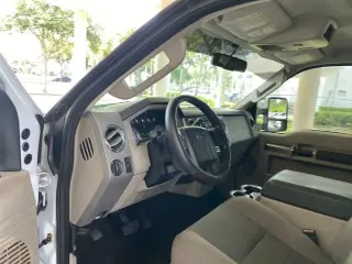 Ford F-350 Super Duty 2009 4x4 FX4 4dr Crew Cab 8 ft. LB SRW Pickup