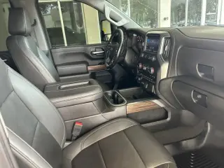 Chevrolet Silverado 3500HD 2022 4x4 LT 4dr Crew Cab SB SRW