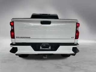 Chevrolet Silverado 3500HD 2022 4x4 LT 4dr Crew Cab SB SRW