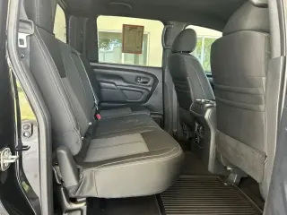 Nissan Titan XD 2018 4x4 S 4dr Crew Cab (Diesel)