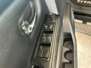 Nissan Titan XD 2018 4x4 S 4dr Crew Cab (Diesel)