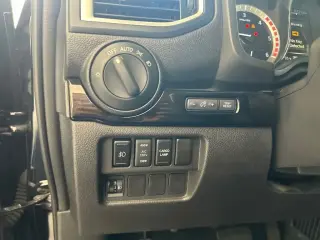 Nissan Titan XD 2018 4x4 S 4dr Crew Cab (Diesel)