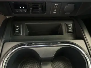 Nissan Titan XD 2018 4x4 S 4dr Crew Cab (Diesel)