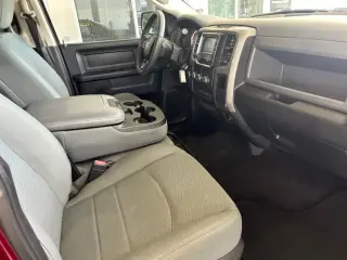 Ram 2500 2017 4x4 Tradesman 4dr Crew Cab 6.3 ft. SB Pickup