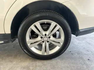 Mercedes-Benz M-Class 2012 AWD ML 350 BlueTEC 4MATIC 4dr SUV