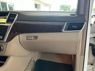 Mercedes-Benz M-Class 2012 AWD ML 350 BlueTEC 4MATIC 4dr SUV
