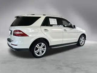 Mercedes-Benz M-Class 2012 AWD ML 350 BlueTEC 4MATIC 4dr SUV