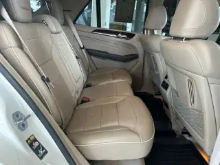 Mercedes-Benz M-Class 2012 AWD ML 350 BlueTEC 4MATIC 4dr SUV