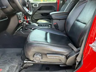 Jeep Gladiator 2020 4x4 Launch Edition 4dr Crew Cab 5.0 ft. SB
