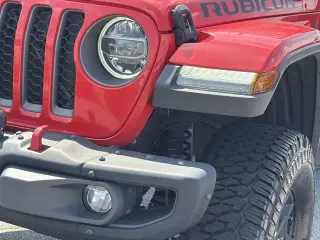 Jeep Gladiator 2020 4x4 Launch Edition 4dr Crew Cab 5.0 ft. SB