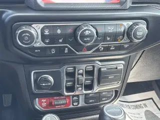 Jeep Gladiator 2020 4x4 Launch Edition 4dr Crew Cab 5.0 ft. SB