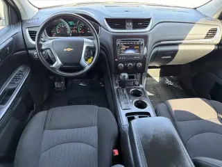 Chevrolet Traverse 2017 LT 4dr SUV w/1LT