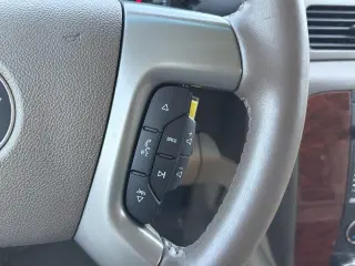 Chevrolet Suburban 2012 4x2 LTZ 4dr SUV