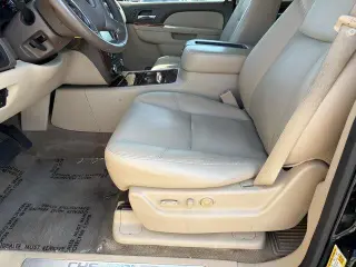 Chevrolet Suburban 2012 4x2 LTZ 4dr SUV