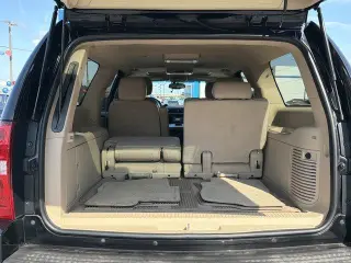 Chevrolet Suburban 2012 4x2 LTZ 4dr SUV