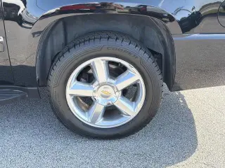 Chevrolet Suburban 2012 4x2 LTZ 4dr SUV