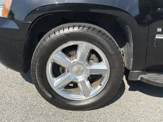 Chevrolet Suburban 2012 4x2 LTZ 4dr SUV