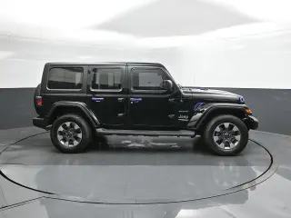 Jeep Wrangler Unlimited 2022 4x4 Sahara 4dr SUV