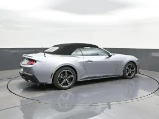 Ford Mustang 2024 EcoBoost 2dr Convertible