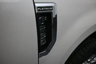 Ford F-250 Super Duty 2017 4x4 King Ranch 4dr Crew Cab 6.8 ft. SB Pickup