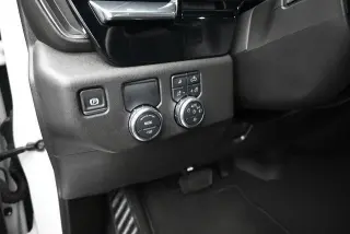 GMC Sierra 1500 2025 4x2 SLT 4dr Crew Cab 5.8 ft. SB