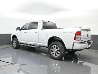 Ram 2500 2019 4x4 Lone Star 4dr Crew Cab 6.3 ft. SB Pickup