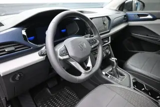 Volkswagen Taos 2022 SE 4dr SUV