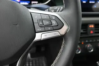 Volkswagen Taos 2022 SE 4dr SUV
