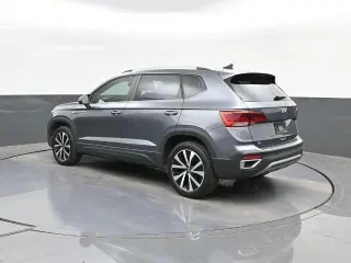Volkswagen Taos 2022 SE 4dr SUV