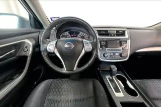 Nissan Altima 2017 2.5 4dr Sedan