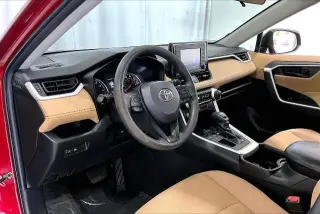 Toyota RAV4 2022 LE 4dr SUV