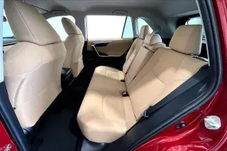 Toyota RAV4 2022 LE 4dr SUV