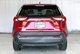 Toyota RAV4 2022 LE 4dr SUV