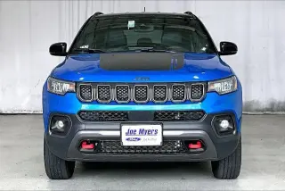 Jeep Compass 2023 4x4 Trailhawk 4dr SUV