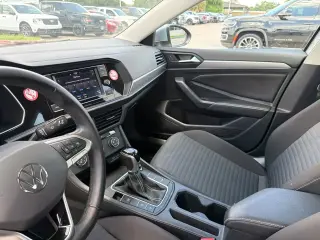 Volkswagen Jetta 2024 S 4dr Sedan 8A