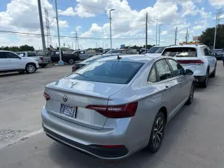 Volkswagen Jetta 2024 S 4dr Sedan 8A