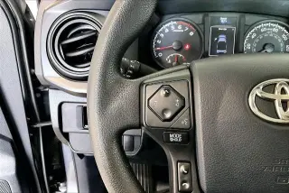 Toyota Tacoma 2018 4x2 SR5 4dr Access Cab 6.1 ft LB