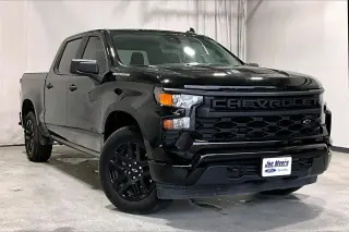 Chevrolet Silverado 1500 2025 4x2 Custom 4dr Crew Cab 5.8 ft. SB