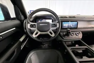 Land Rover Defender 2023 AWD 110 30th Anniversary Edition 4dr SUV