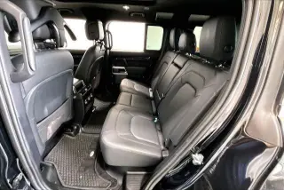 Land Rover Defender 2023 AWD 110 30th Anniversary Edition 4dr SUV