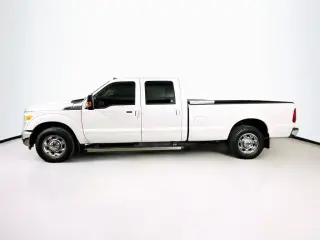 Ford F-250 Super Duty 2014 4x2 King Ranch 4dr Crew Cab 6.8 ft. SB Pickup
