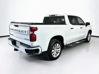 Chevrolet Silverado 1500 2022 4x2 Custom 4dr Crew Cab 5.8 ft. SB