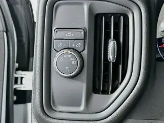 Chevrolet Silverado 1500 2022 4x2 Custom 4dr Crew Cab 5.8 ft. SB