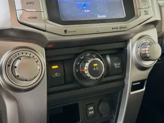 Toyota 4Runner 2019 4x2 SR5 4dr SUV