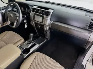 Toyota 4Runner 2019 4x2 SR5 4dr SUV
