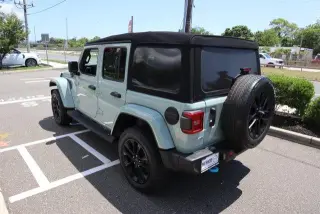 Jeep Wrangler 2024 4x4 Sahara 4xe 4dr SUV