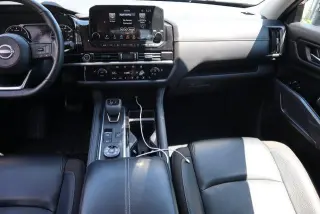 Nissan Pathfinder 2023 AWD SL 4dr SUV
