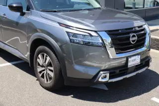 Nissan Pathfinder 2023 AWD SL 4dr SUV