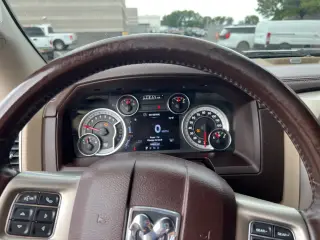 Ram 1500 2013 4x4 Laramie 4dr Crew Cab 6.3 ft. SB Pickup